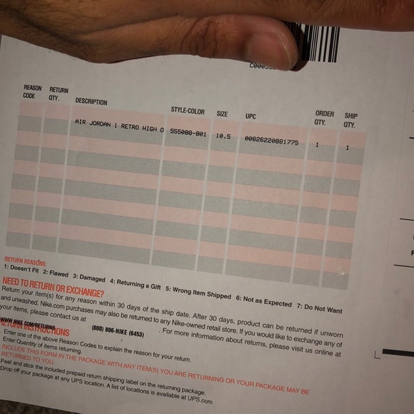 Jordan 1 guava ice - Picture 8 of 8